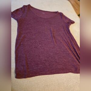 Merona XL burgundy T-shirt. Good Condition